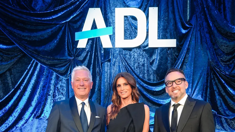 2026 Honorees (L to R) Kenny Larson (CEO, Slumberland Furniture), Cindy Crawford (Supermodel, Founder and Philanthropist), Andrew Koenig (CEO, CITY Home)